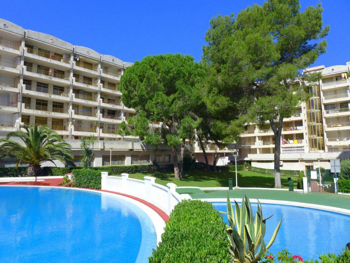Cataluna Study Salou Bagian luar foto