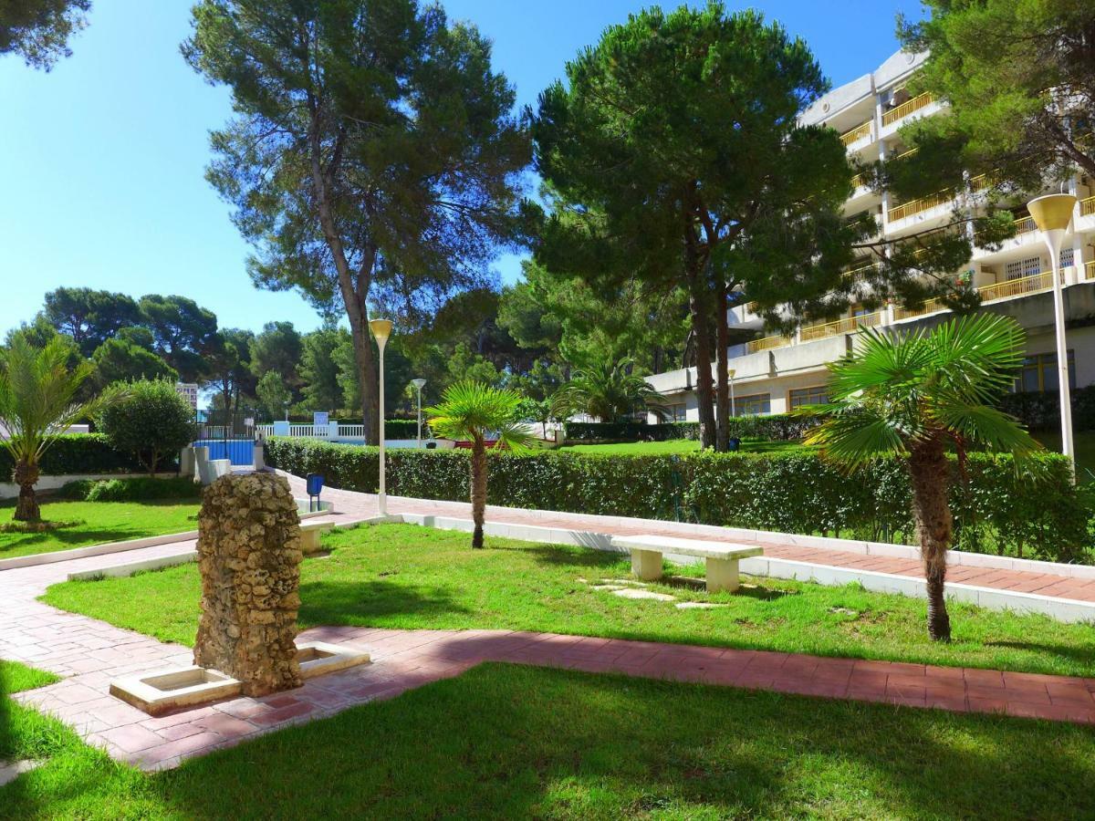 Cataluna Study Salou Bagian luar foto